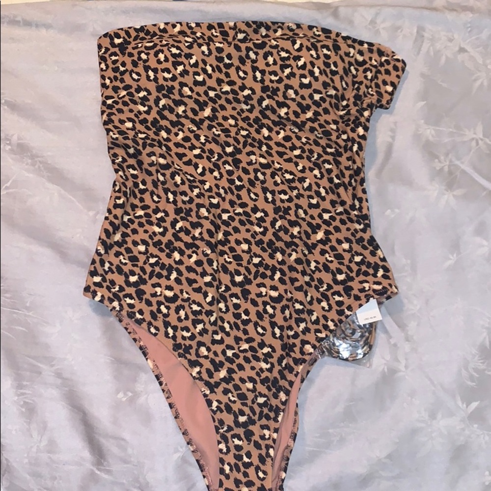 High cut leopard one piece bathing suit